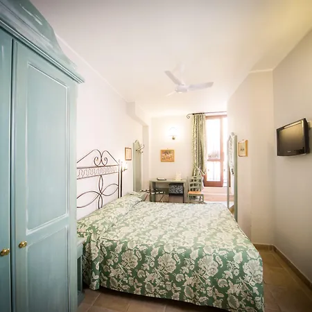 Il Tiglio (adults Only) Hotel 3*